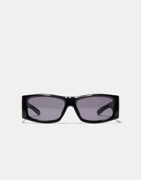  Stradivarius Rectangular Sunglasses With Wide Temples In Black 
