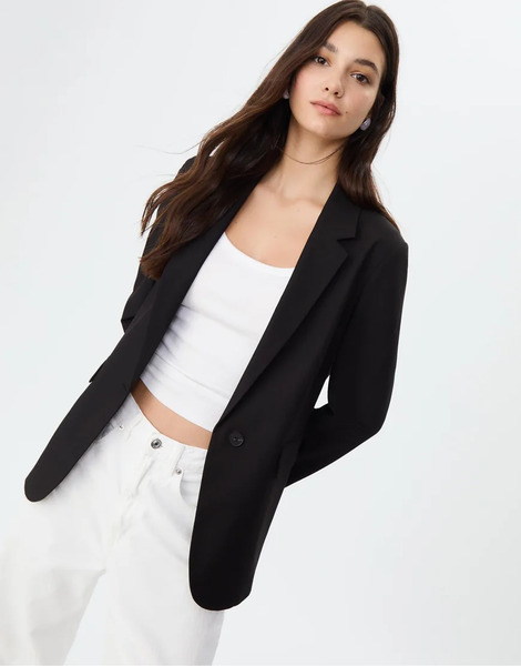 Stradivarius Regular Fit Blazer In Black 