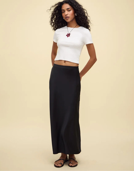 Stradivarius Satin Midi Skirt In Black 