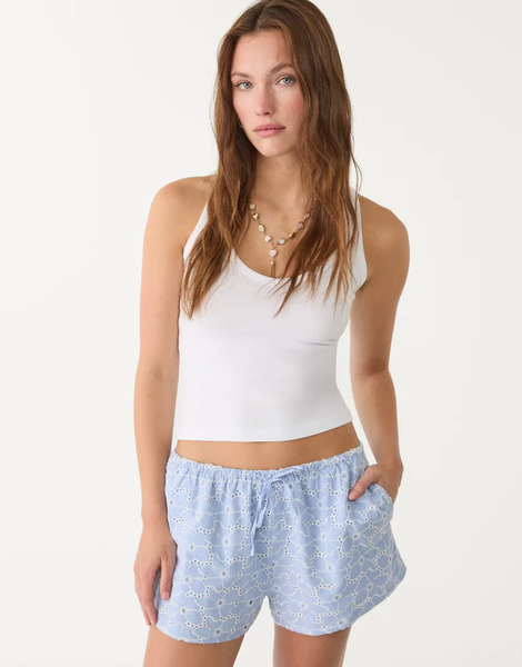  Stradivarius Shorts With Contrast Embroidery In Blue 