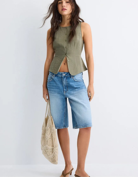  Stradivarius Sleeveless Buttoned Top In Khaki Green 
