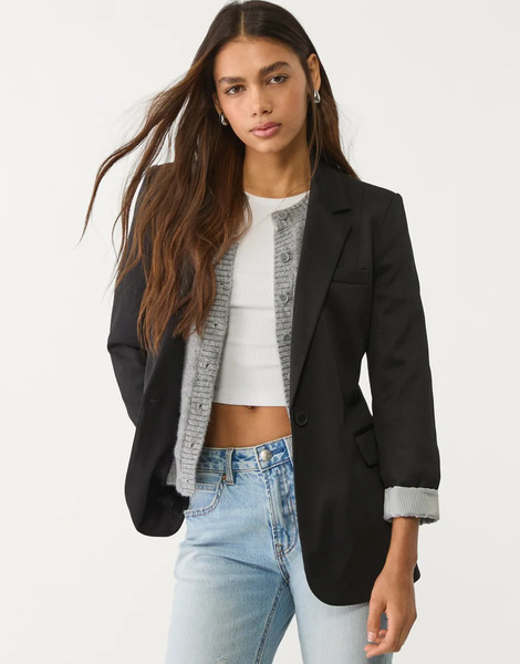  Stradivarius Slim Fit Blazer In Black 