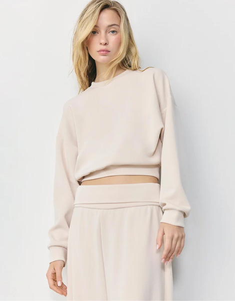  Stradivarius Soft Touch Batwing Sleeve Sweatshirt In Stone Neutral 