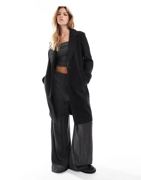  Stradivarius Soft Touch Button Through Midi Coat In Black 