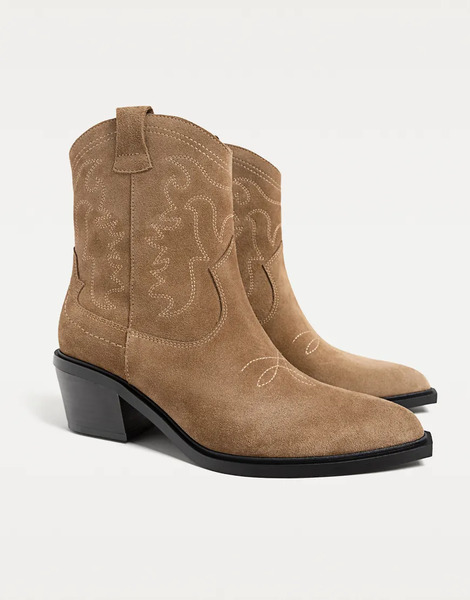  Stradivarius Split Leather Cowboy Ankle Boots In Beige Neutral 