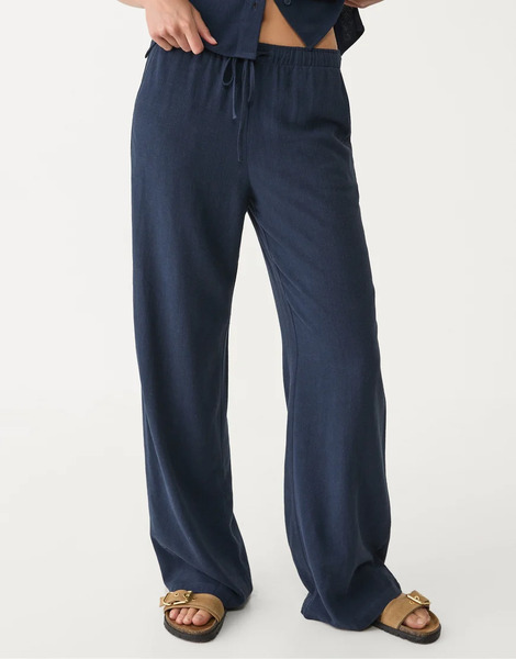  Stradivarius Trousers In With Linen Dark Blue Navy 