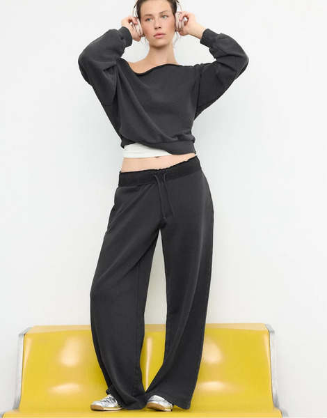  Stradivarius Washed Effect Straight Leg Jogger Trousers In Dark Grey 