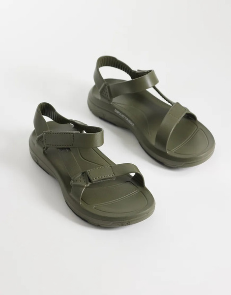  Teva Hurricane Xlt Sandals In Dark Olive Green 