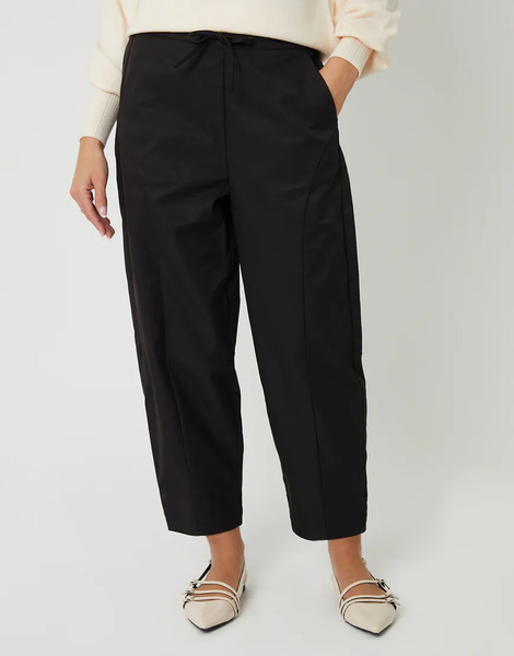  Threadbare Curved Seam Barrel Leg Trousers In Black 