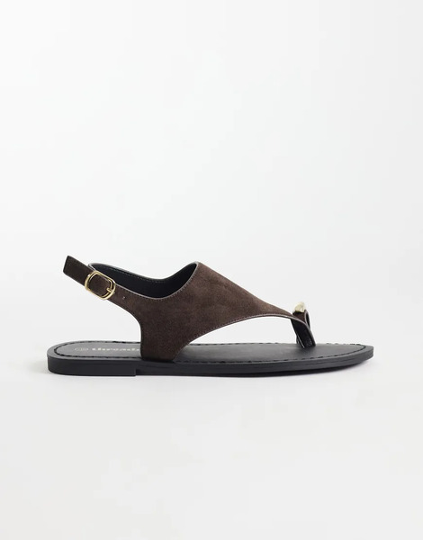  Threadbare Faux Suede Flat Sandals With Toe Post In Chocolate Brown 