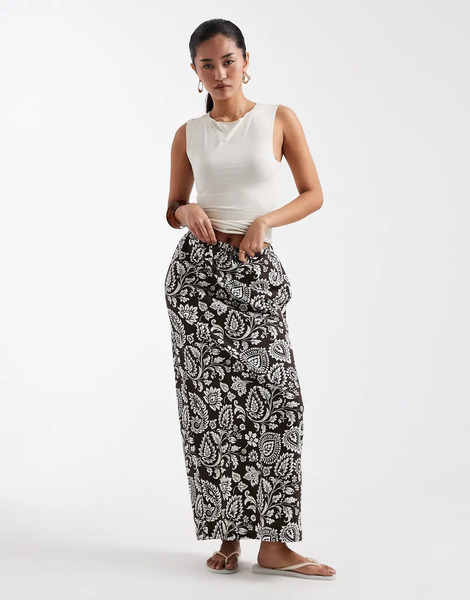  Threadbare Jersey Maxi Skirt In Brown Paisley Print 