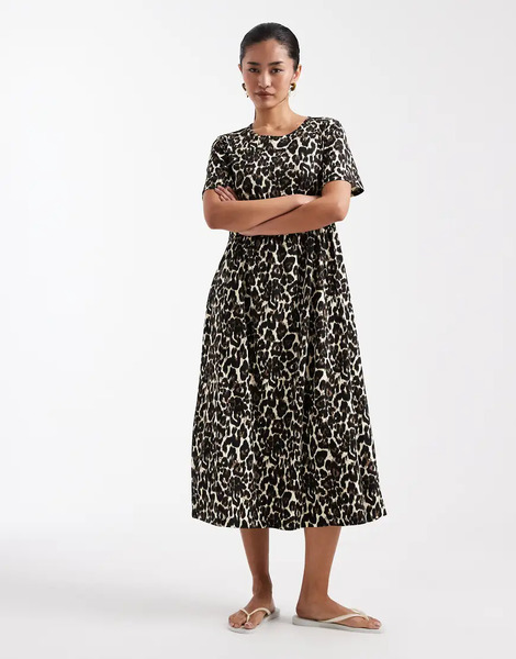  Threadbare Jersey Short Sleeve Midi Dress In Leopard Print Multi 