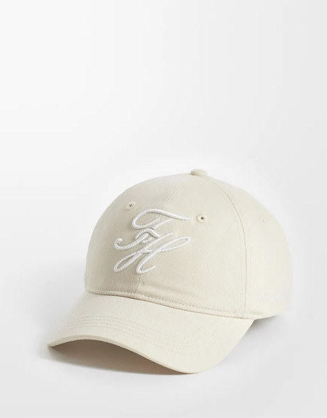  Tommy Hilfiger Embroidered Script Logo Cap In Stone 