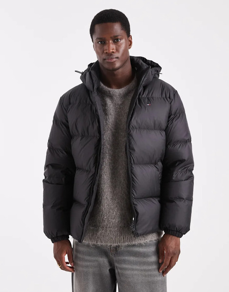  Tommy Jeans Essential Down Jacket In Black 