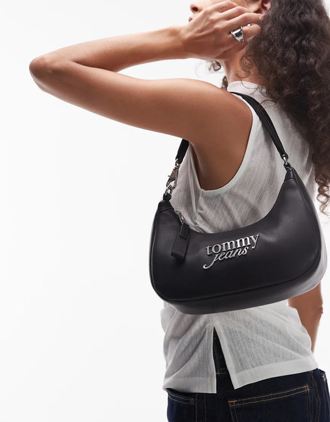  Tommy Jeans Script Logo Shoulder Bag In Black 