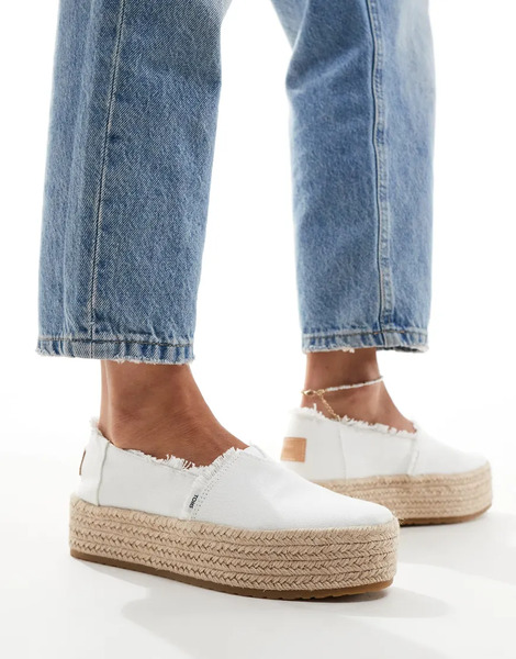  Toms Valencia Espadrilles In White 
