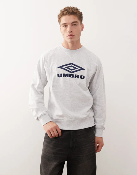  Umbro Iconic Sweat In Grey 