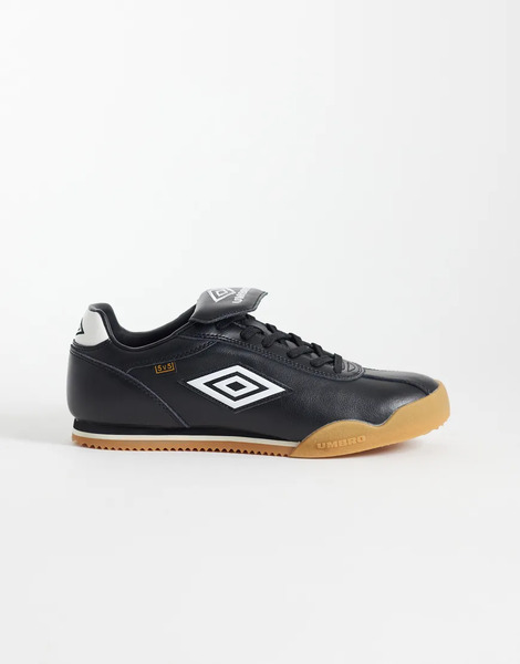  Umbro 5v5 Leather Trainers In Black 