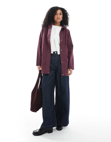  Vero Moda Coated Rain Jacket With Hood In Burgundy Red 