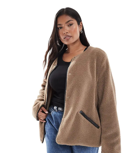  Vero Moda Curve Lightweight Contrast Teddy Jacket In Beige Neutral 