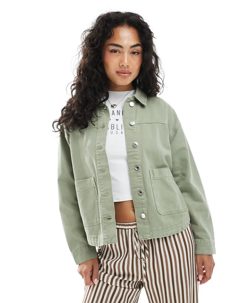  Vero Moda Denim Shacket With Front Pockets In Washed Khaki Green 