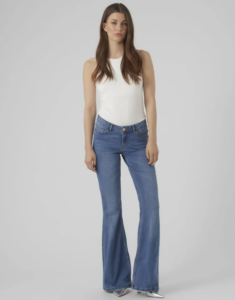  Vero Moda Flared Fit Jeans In Medium Blue Denim 