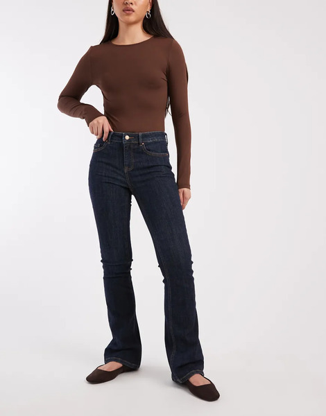  Vero Moda Flash Mid Rise Flare Jeans In Dark Blue Rinse 