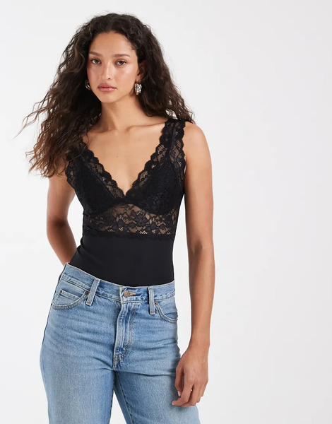  Vero Moda Lace Bodysuit In Black 