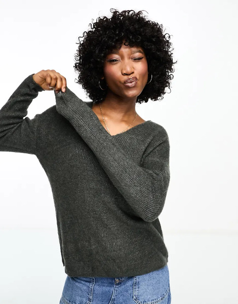  Vero Moda Lightweight V Neck Knitted Jumper In Grey Melange 