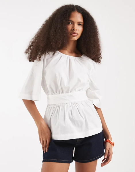  Vero Moda Poplin Low Bow Back Top In White 