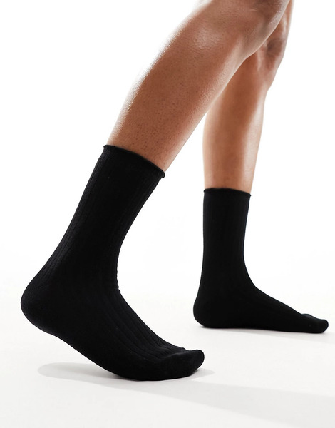  Vero Moda Ribbed Frill Socks In Black 