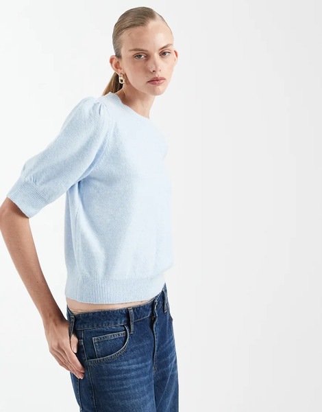 Vero Moda Short Sleeved Knitted Top In Soft Blue Melange 