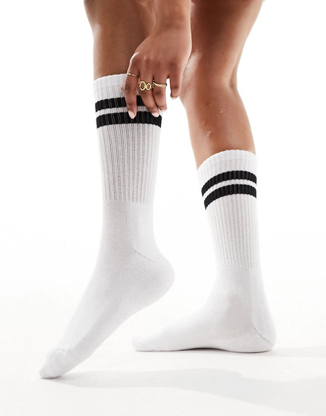  Vero Moda Sport Socks In White 