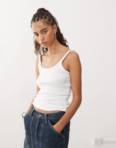  Weekday Close Fitted Vest In White 