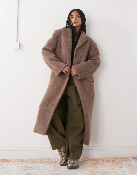  Weekday Hairy Alpaca & Wool Blend Oversized Coat With Exaggerated Shoulders In Brown 