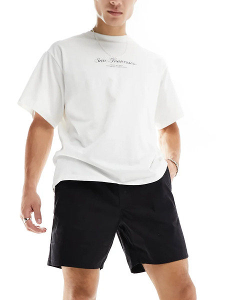 Weekday Olsen Regular Fit Shorts In Black 