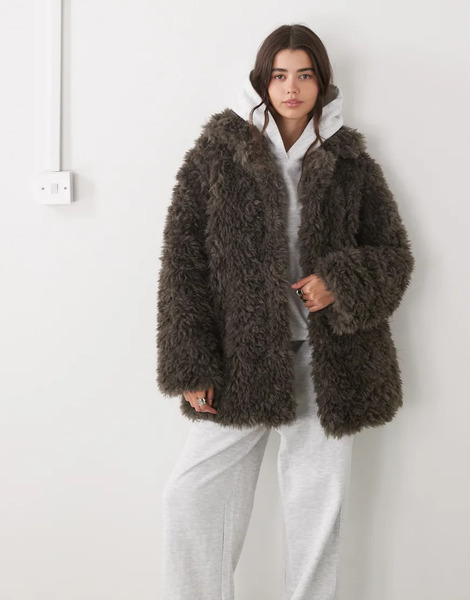  Weekday Oversized Faux Fur Coat In Dark Mole Brown 