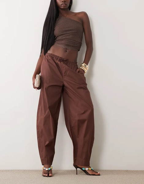  Weworewhat Drawstring Waist Pull On Balloon Pant In Deep Brown 