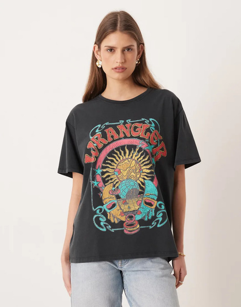  Wrangler Girlfriend Tee In Black 