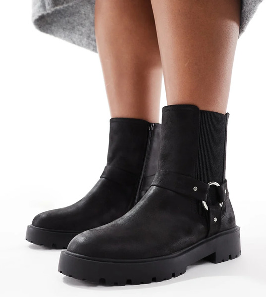  Yours Chunky Biker Chelsea Boot In Black 