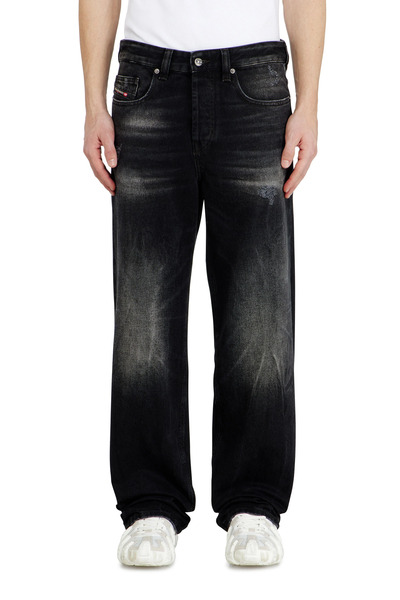  Diesel   Relaxed Jeans Low Waist 2001 D Macro   Jeans   Man   Black 