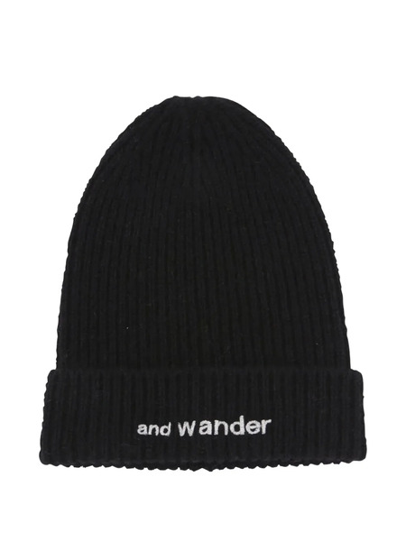  And Wander Logo-embroidered Beanie - Black 