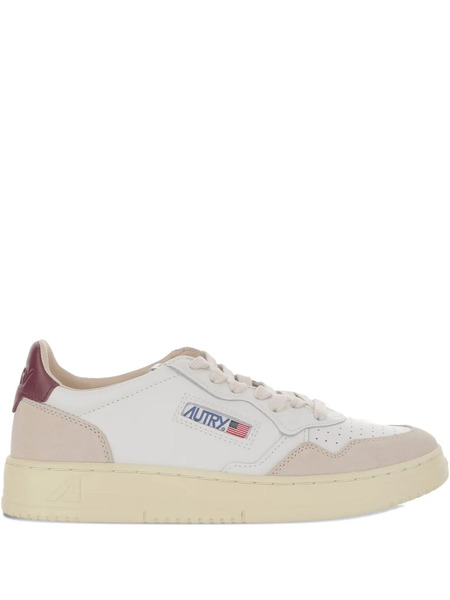  Autry Medalist Low-top Sneakers - White 