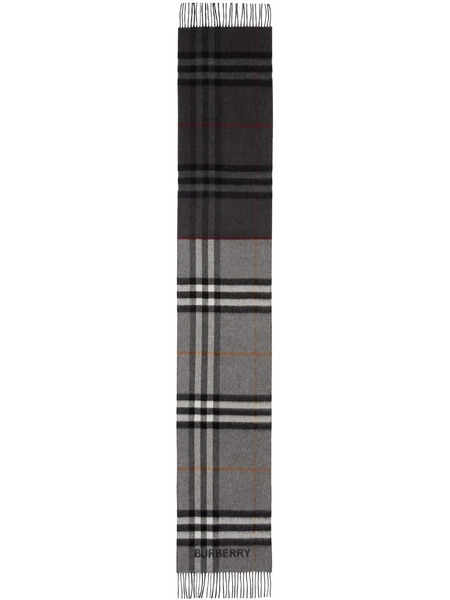  Burberry Checked Pattern Scarf - Grey 