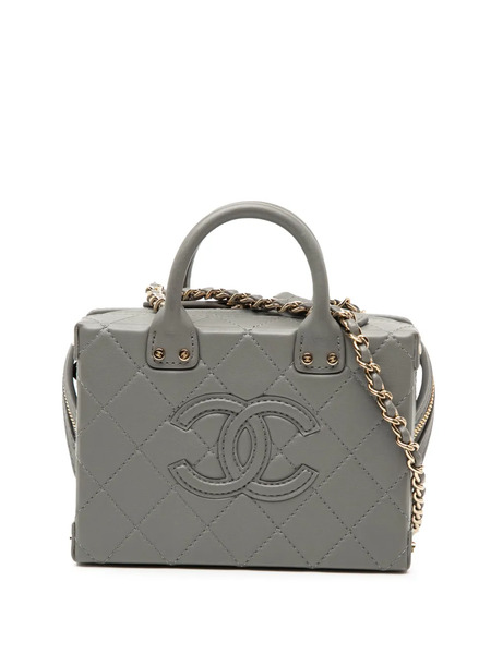  Chanel Pre-owned 2021-2025 Small Cc Quilted Calfskin Top Handle Convertible Vanity Case Satchel - Grey 