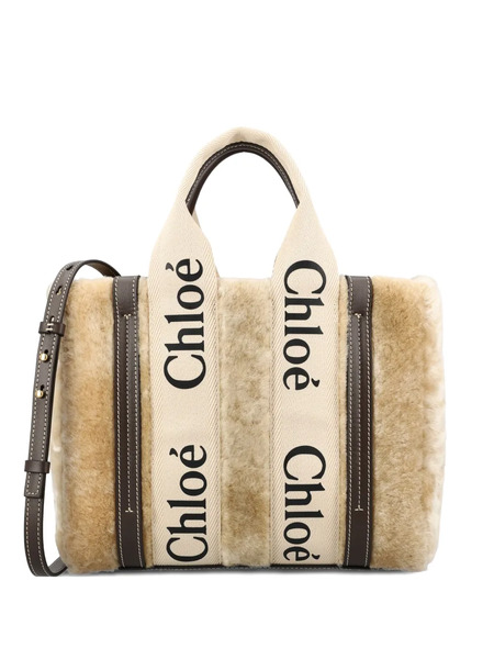  Chloé Shearling Logo-plaque Tote Bag - Neutrals 