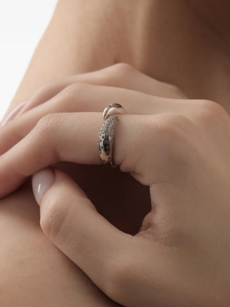  Eshvi Stardust Fang Ring - Silver 