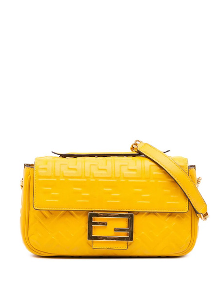  Fendi Pre-owned 2010-2025 Zucca Embossed Chain Midi Baguette Shoulder Bag - Yellow 
