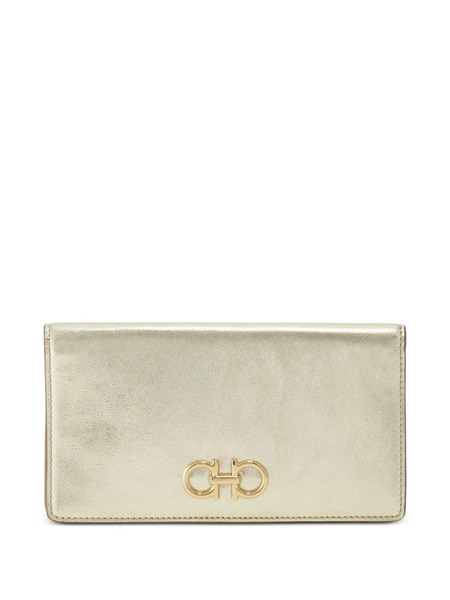  Ferragamo Gancini Buckle Continental Wallet - Gold 
