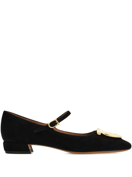  Ferragamo Gancini Leather Pumps - Black 